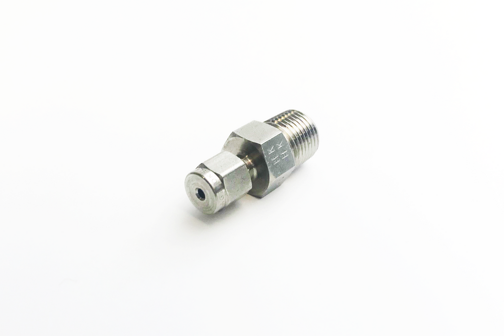 Syringe fitting 1/8 NPT x 1/16 tube OD