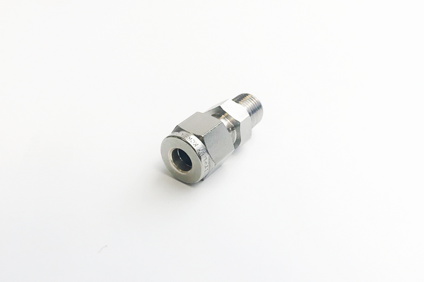 Syringe fitting 1/8 NPT x 1/4 tube OD