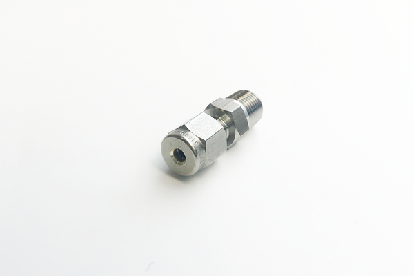 Syringe metric fitting 1/8 NPT x 3 mm tube OD